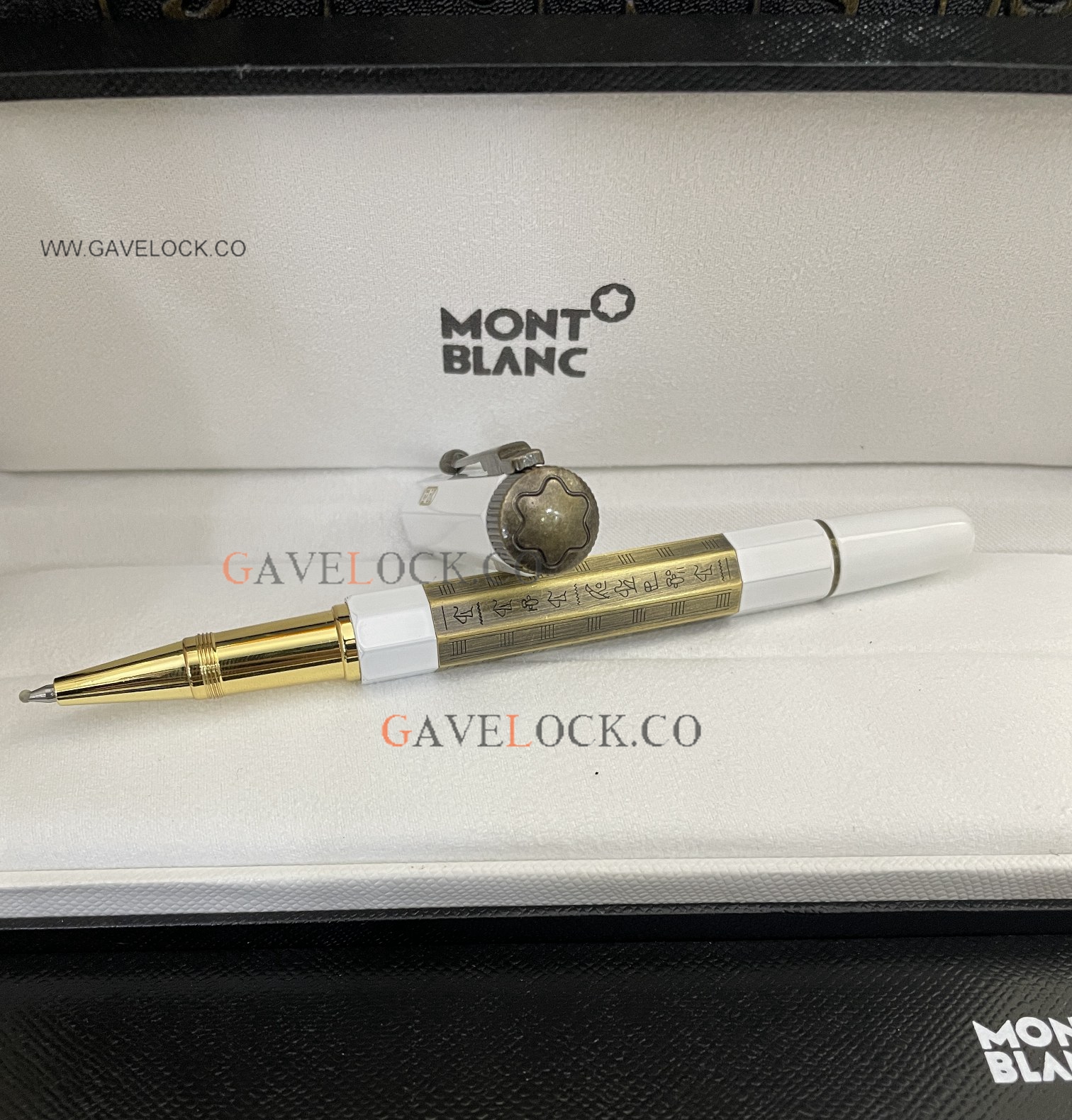 Copy Egyptomania Montblanc Rollerball White & Gold